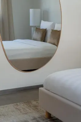 Ein Bett oder Betten in einem Zimmer der Unterkunft Hidden Retreats The Balmhorn