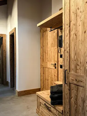 Grundriss der Unterkunft Secret Place Luxury Top Floor with Jacuzzi a Dream in Old Wood