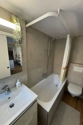 Ein Badezimmer in der Unterkunft Apartment Valley Appartement by Interhome