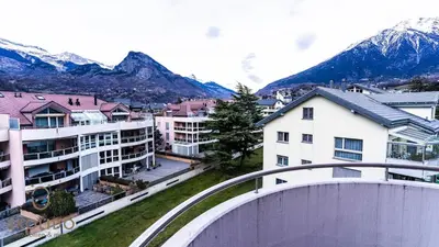 Ein allgemeiner Bergblick oder ein Berglick von der Ferienwohnung aus