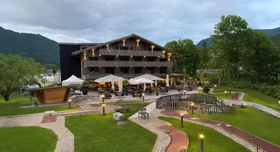 Ein allgemeiner Bergblick oder ein Berglick von des Hostels aus