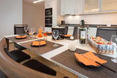 Essen in der Ferienwohnung oder in der Nähe