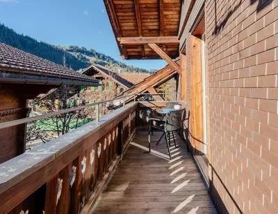 Ein allgemeiner Bergblick oder ein Berglick von der Ferienwohnung aus