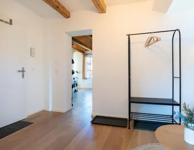 Grundriss der Unterkunft Central City Apartment 2 with Mountain View