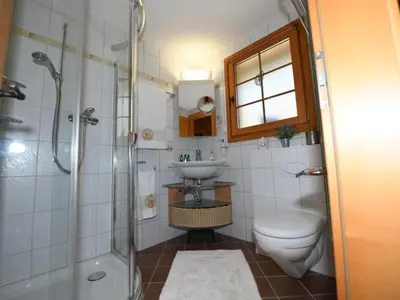 Ein Badezimmer in der Unterkunft Holiday Home Chalet Mein Traum by Interhome