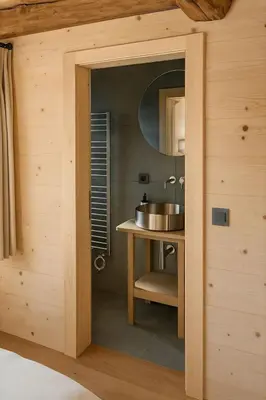 Ein Bett oder Betten in einem Zimmer der Unterkunft Holiday Home Ein authentischer Aufenthalt im Herzen des Val d'Hérens by Interhome