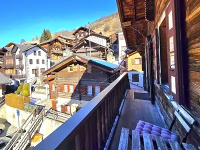 Ein allgemeiner Bergblick oder ein Berglick von der Ferienwohnung aus