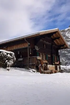 Holiday Home mit Bergblick by Interhome im Winter