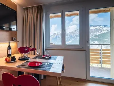 Ein allgemeiner Bergblick oder ein Berglick von der Ferienwohnung aus