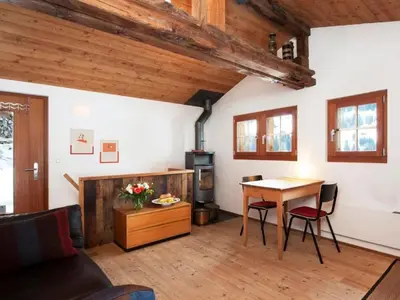 Ein Sitzbereich in der Unterkunft Holiday Home Spycher Niederwald by Interhome