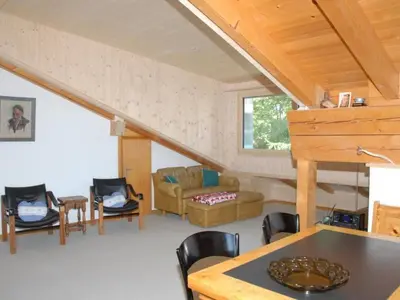 Ein Sitzbereich in der Unterkunft Apartment Myrrena 6-Bett-Wohnung by Interhome