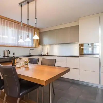 Apartment Top Ferienwohnung Breithorn - SkiIn-SkiOut by Interhome