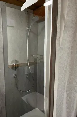 Ein Badezimmer in der Unterkunft Apartment Lungern by Interhome