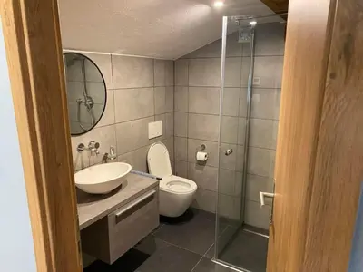 Ein Badezimmer in der Unterkunft Apartment Spring Inn Apartment by Interhome