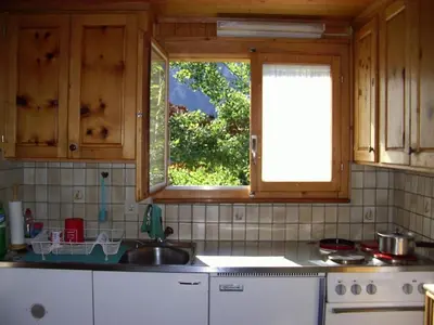 Küche/Küchenzeile in der Unterkunft Holiday Home Chalet Marnelia by Interhome