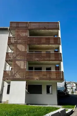 Das Gebäude in dem sich die Ferienwohnung befindet