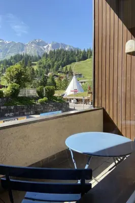 Ein allgemeiner Bergblick oder ein Berglick von der Ferienwohnung aus