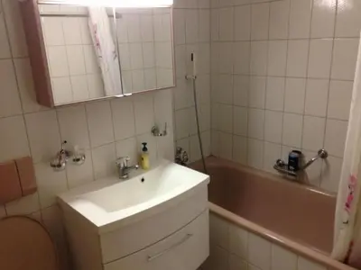 Ein Badezimmer in der Unterkunft Apartment in Unterbäch by Interhome