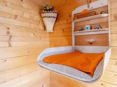 Ein Bett oder Betten in einem Zimmer der Unterkunft Apartment Mit Indoorrutschbahn by Interhome