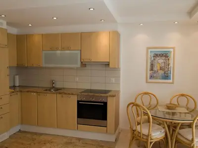 Küche/Küchenzeile in der Unterkunft Apartment Haus Cristal 39 by Interhome