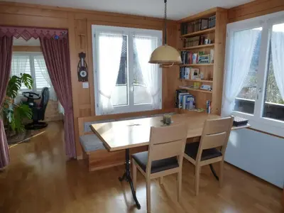 Ein Sitzbereich in der Unterkunft Apartment Paradiesli Steiger Lungern by Interhome