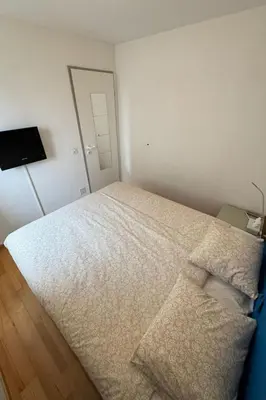 Ein Bett oder Betten in einem Zimmer der Unterkunft Apartment Walserwohnung by Interhome