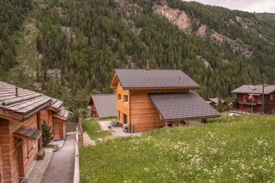 Naturlandschaft in der Nähe des Chalets