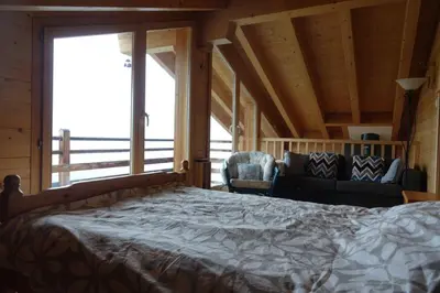 Ein Bett oder Betten in einem Zimmer der Unterkunft Chalet Isabella - 17 couchages en montagne
