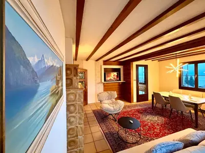 Ein Sitzbereich in der Unterkunft Studio Lake View Faulensee