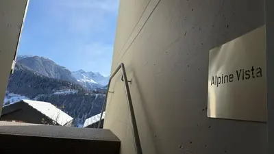 Ein allgemeiner Bergblick oder ein Berglick von der Ferienwohnung aus