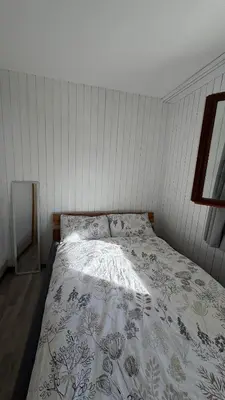 Ein Bett oder Betten in einem Zimmer der Unterkunft ALPINE VISTA Arrive Breathe Alpine view