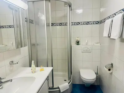 Ein Badezimmer in der Unterkunft Haus Sonnmatt