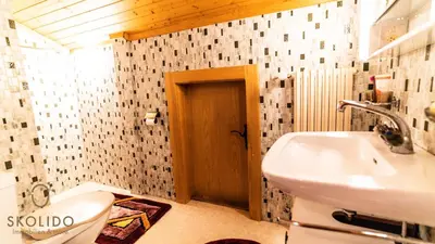 Ein Badezimmer in der Unterkunft Haus Chämihitta, Riederalp Moosfluh