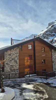 Das Gebäude in dem sich die Ferienwohnung befindet