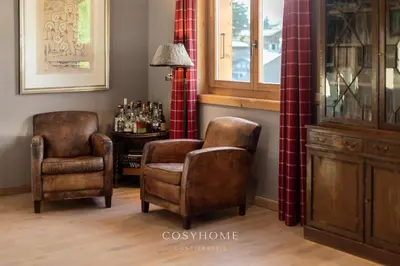 Ein Sitzbereich in der Unterkunft Le Chalet Marmotte - Family - By CosyHome