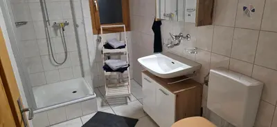 Ein Badezimmer in der Unterkunft Wohnung in Reichenbach im Kandertal