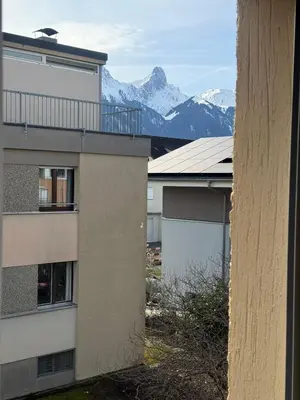 Ein allgemeiner Bergblick oder ein Berglick von der Ferienwohnung aus