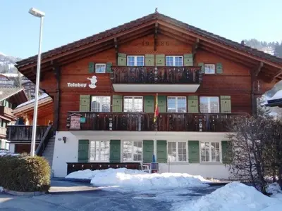 Das Gebäude in dem sich die Ferienwohnung befindet