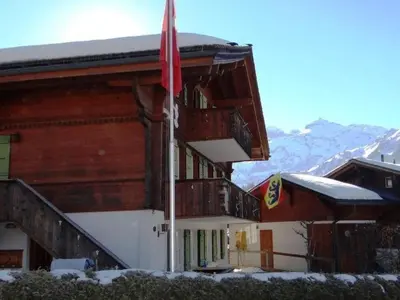Ein allgemeiner Bergblick oder ein Berglick von der Ferienwohnung aus