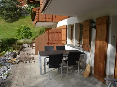 Ein Balkon oder eine Terrasse in der Unterkunft Apartment Bijou Eggetli by Interhome