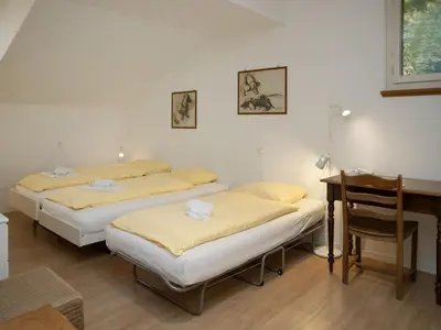 Ein Bett oder Betten in einem Zimmer der Unterkunft Apartment Helene Apt-Diana by Interhome