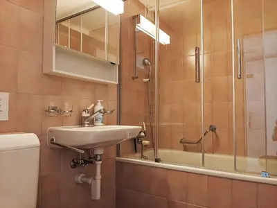 Ein Badezimmer in der Unterkunft Apartment Helene Apt- Hella by Interhome