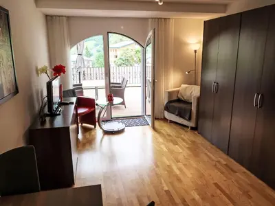 Ein Sitzbereich in der Unterkunft Studio A01 by Interhome