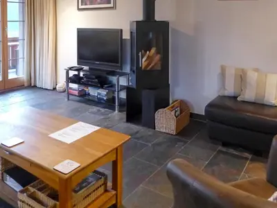 TV/Unterhaltungsangebot in der Unterkunft Apartment Chalet Pfingsteggblick by Interhome