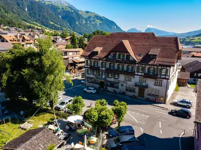 Ein allgemeiner Bergblick oder ein Berglick von des Hotels aus