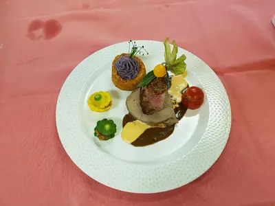 Essen im Hotel oder in der Nähe