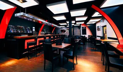 Ein Restaurant oder anderes Speiselokal in der Unterkunft Elite