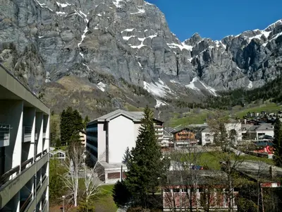 Ein allgemeiner Bergblick oder ein Berglick von der Ferienwohnung aus