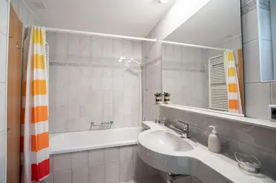 Ein Badezimmer in der Unterkunft Apartment Edelweiss