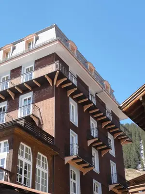 Das Gebäude in dem sich das Gasthaus befindet